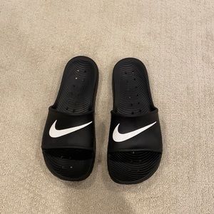 Black Nike Slides